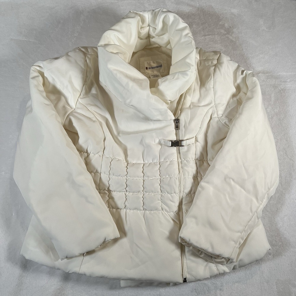 No Boundaries Womens Sz XL White Puffer Jacket NB364502J